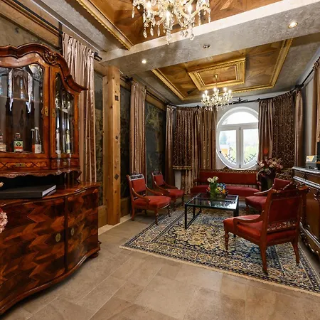 Aparthotel Ecole Nova Dubnica